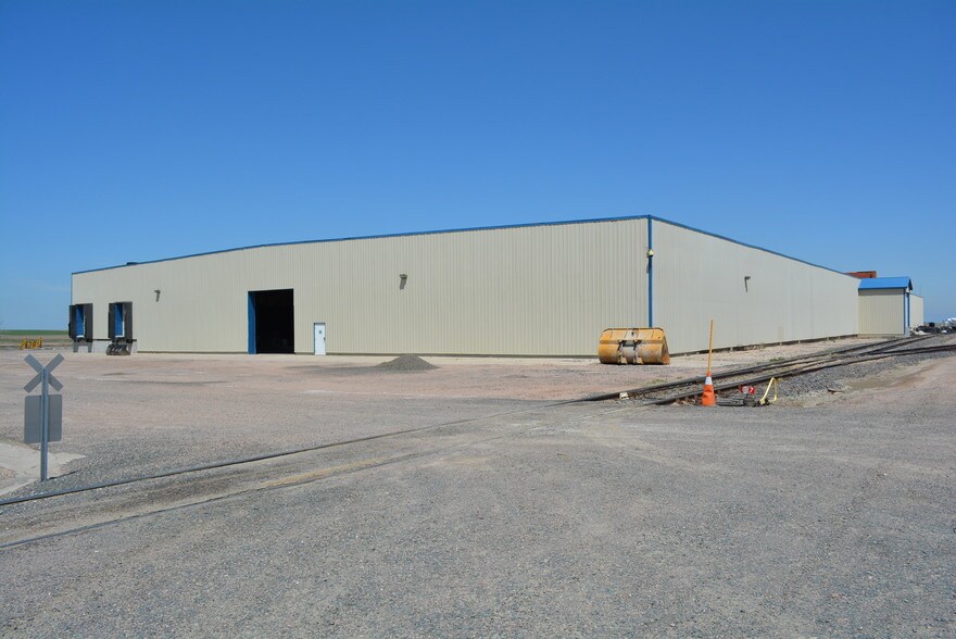 More Photos Of 3232 Road 101 E, Sidney Warehouse For Lease