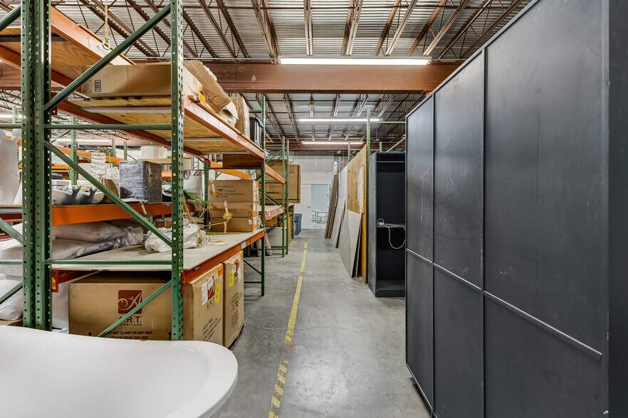 More Photos Of 12870 US Hwy 98, Miramar Beach Showroom For Sale