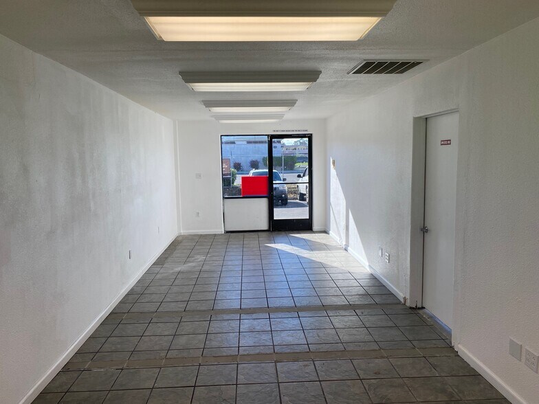More Photos Of 3424 Sonoma Blvd, Vallejo Auto Repair For Lease