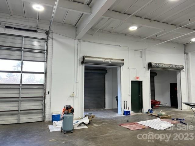 More Photos Of 2146 Highland Ave NE, Hickory Warehouse For Lease