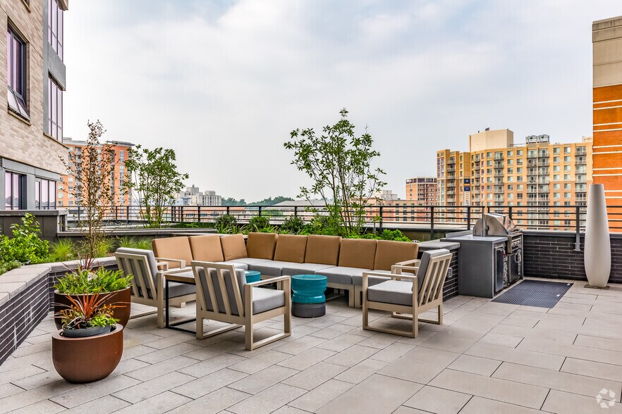 More Photos Of 8200 Dixon Ave, Silver Spring Apartments For Lease