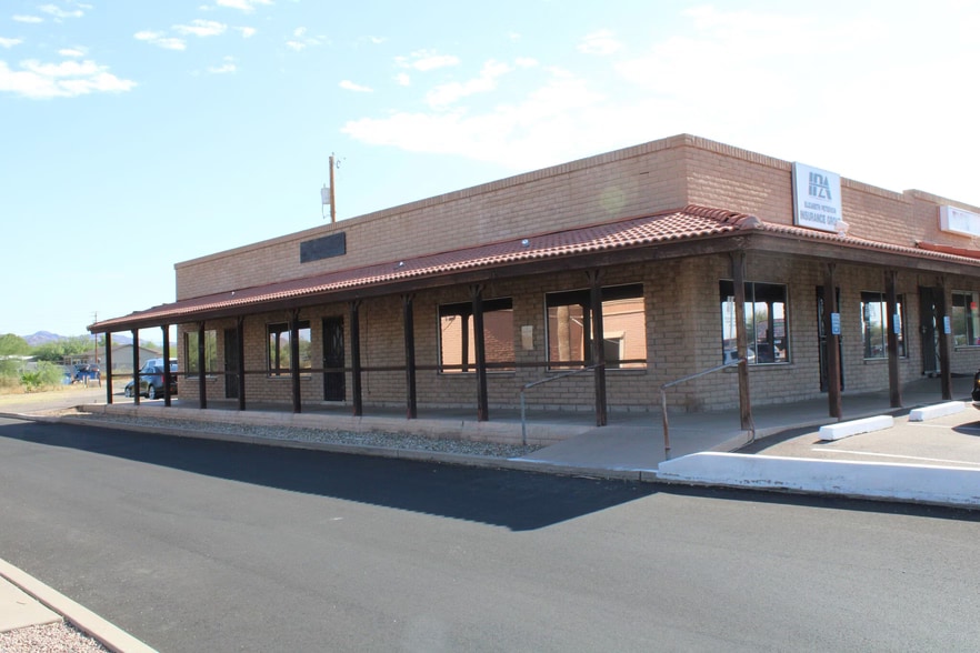 Primary Photo Of 1000 W Apache Trl, Apache Junction Freestanding For Lease