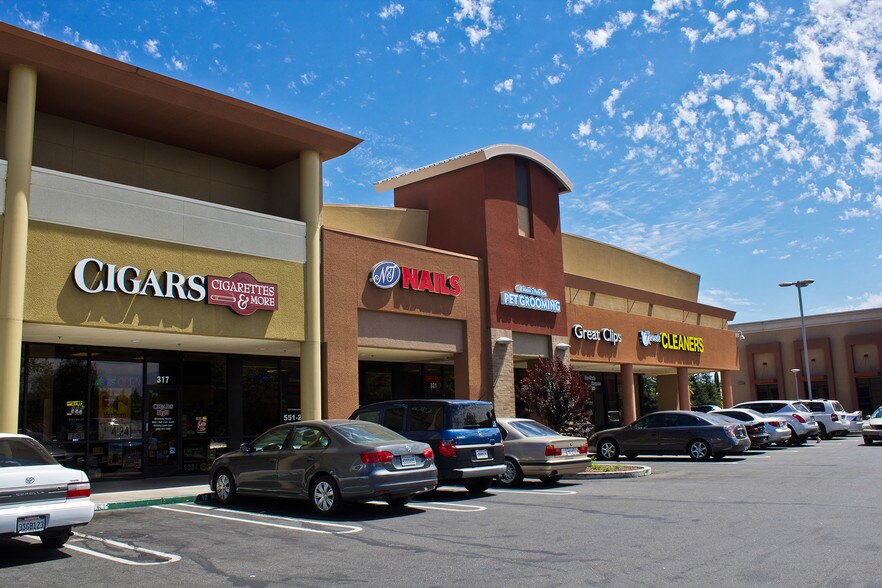 More Photos Of 3020 Floyd Ave, Modesto Unknown For Lease