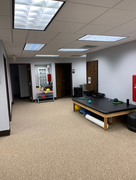 More Photos Of 1705 Mount Vernon Rd, Dunwoody Medical For Lease
