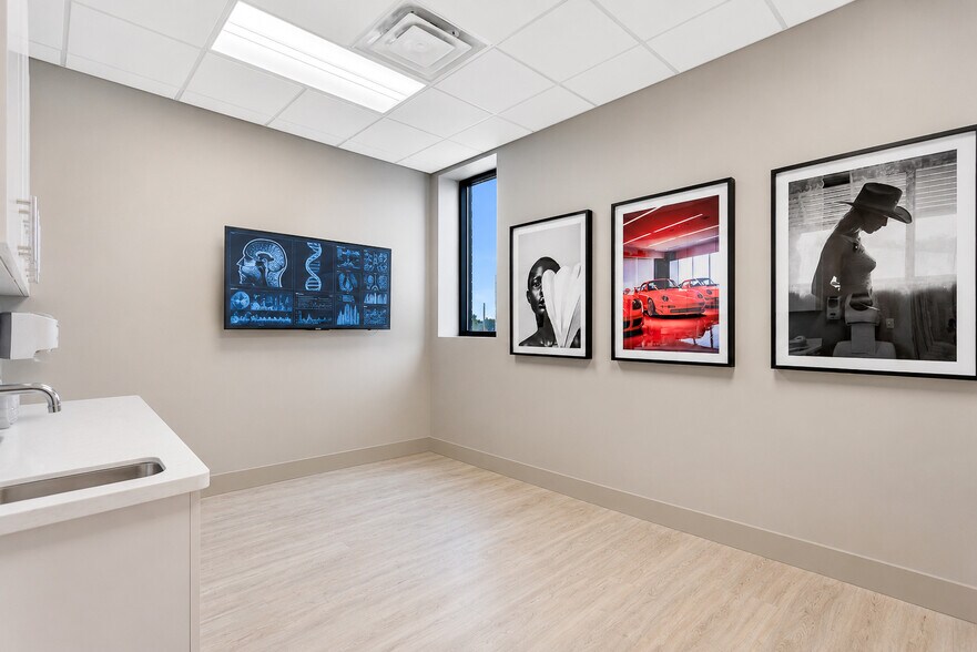 More Photos Of 9410 Calumet Ave, Munster Medical For Lease