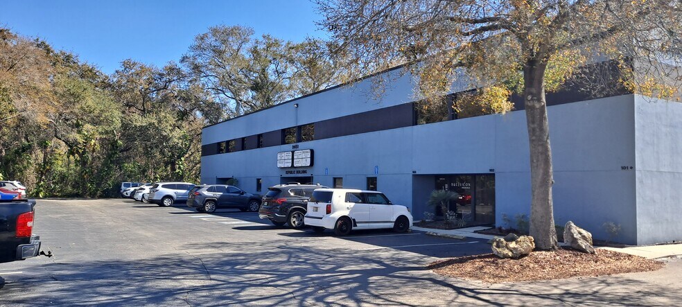 More Photos Of 28051 US Hwy 19 N, Clearwater Office For Lease