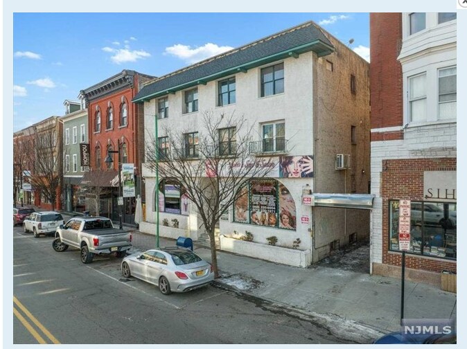 More Photos Of 73-75 Ferry St, Newark Storefront Retail Office For Sale