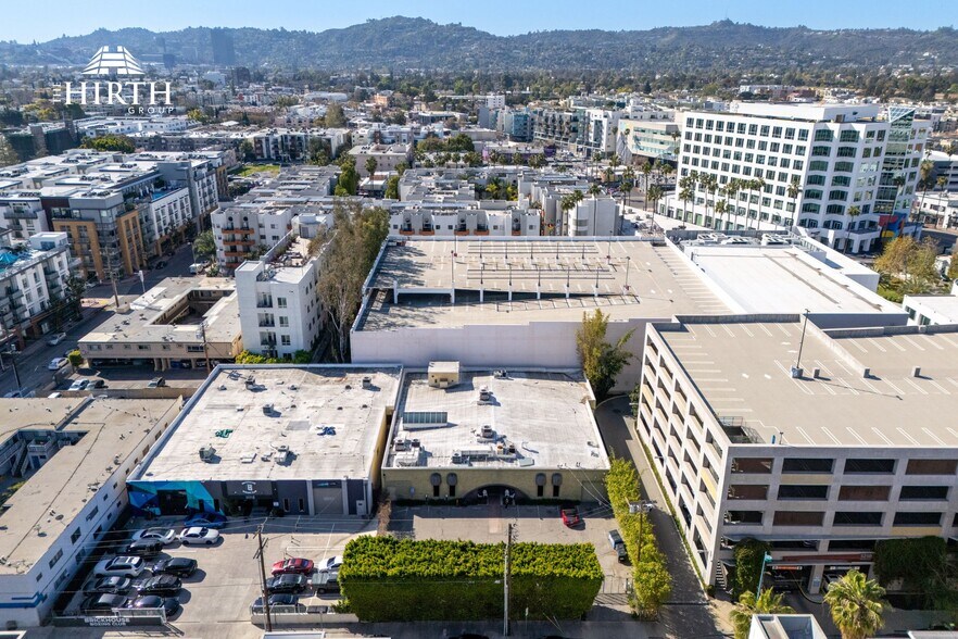 More Photos Of 11128 Weddington St, North Hollywood Movie Radio TVStudio For Sale