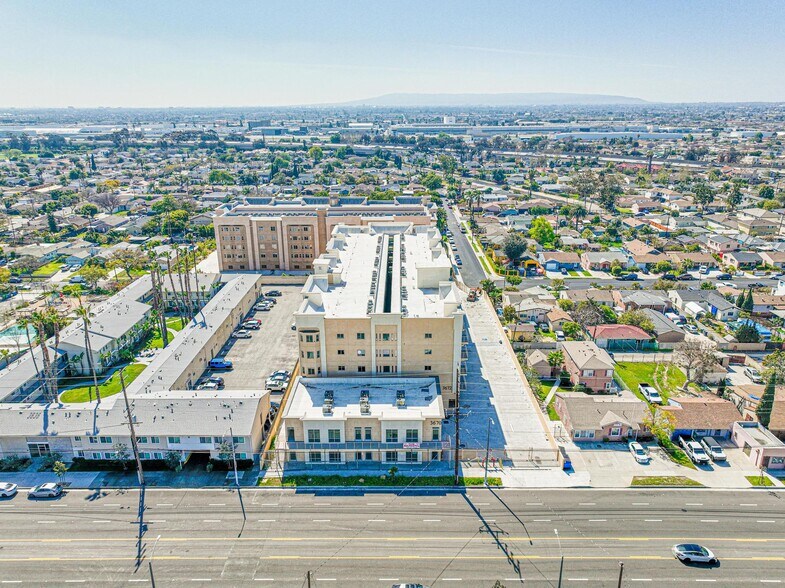 Primary Photo Of 3674 W Imperial Hwy, Inglewood Apartments For Lease