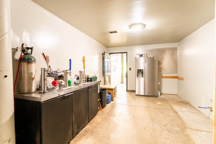 More Photos Of 5141 Roane State Hwy, Rockwood Warehouse For Sale