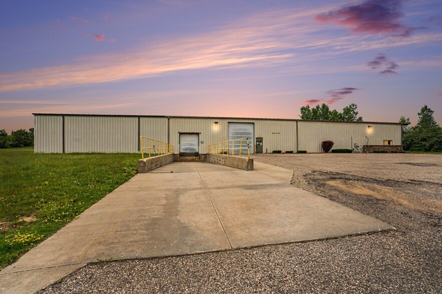 Primary Photo Of 5846 Venture Way, Mount Pleasant Distribution For Sale