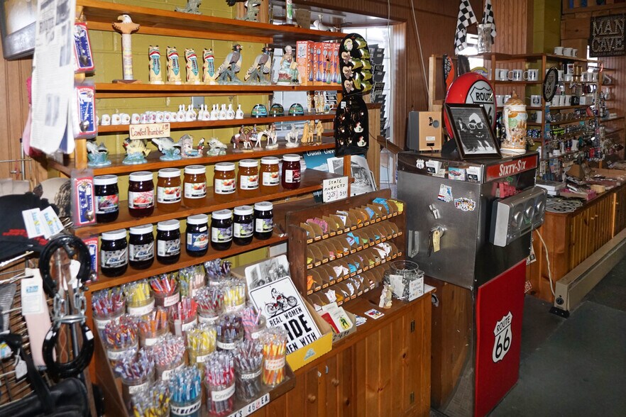 More Photos Of 1413 Martin Springs Dr, Rolla Convenience Store For Lease