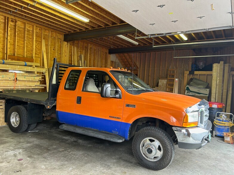 More Photos Of 2617 Hartford Ave. Ave, White River Junction Office For Sale