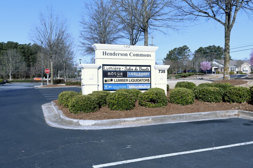 More Photos Of 735 N Main St, Alpharetta Land For Lease