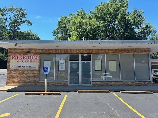 More Photos Of 410-490 Rue St, Florissant General Retail For Lease
