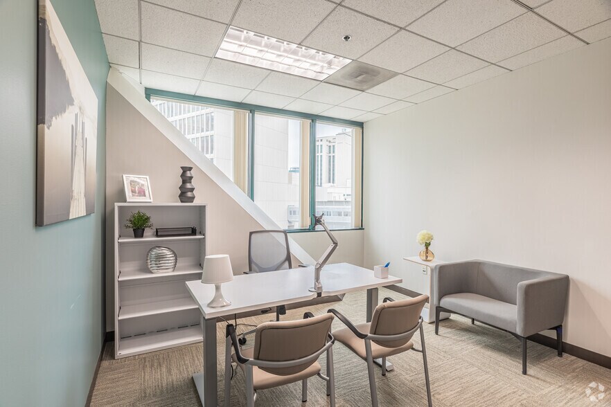 More Photos Of 402 W Broadway, San Diego Office For Lease