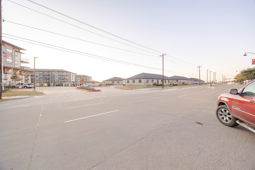 More Photos Of 6000 Alma Rd, McKinney Office For Lease