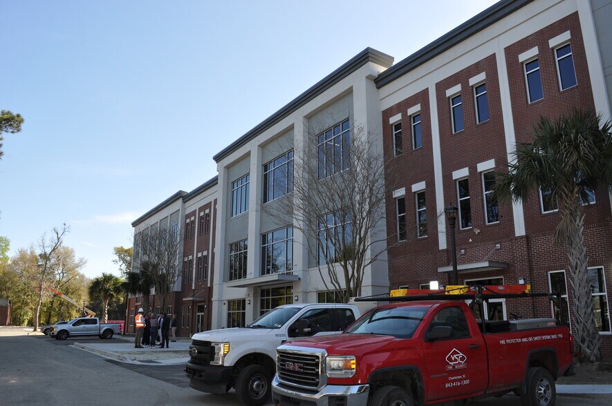 More Photos Of 1200 Innovation Way, Mount Pleasant Medical For Lease