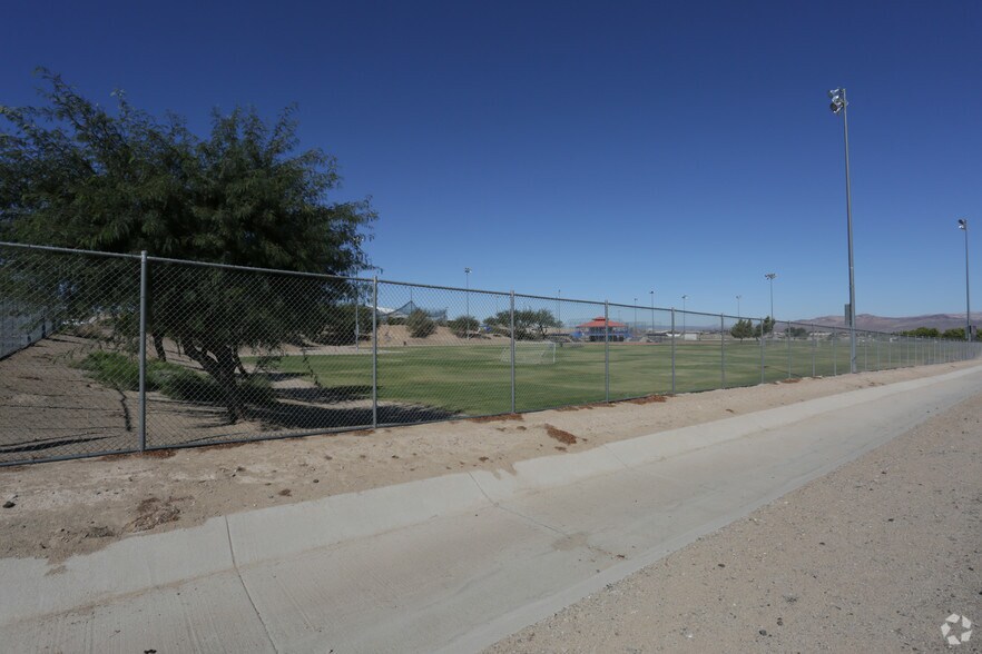 More Photos Of Mayor Katy & Muriel Pky, Barstow Land For Sale