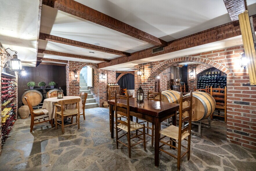 More Photos Of 2965 Tennessee 28, Jamestown Winery Vineyard For Sale