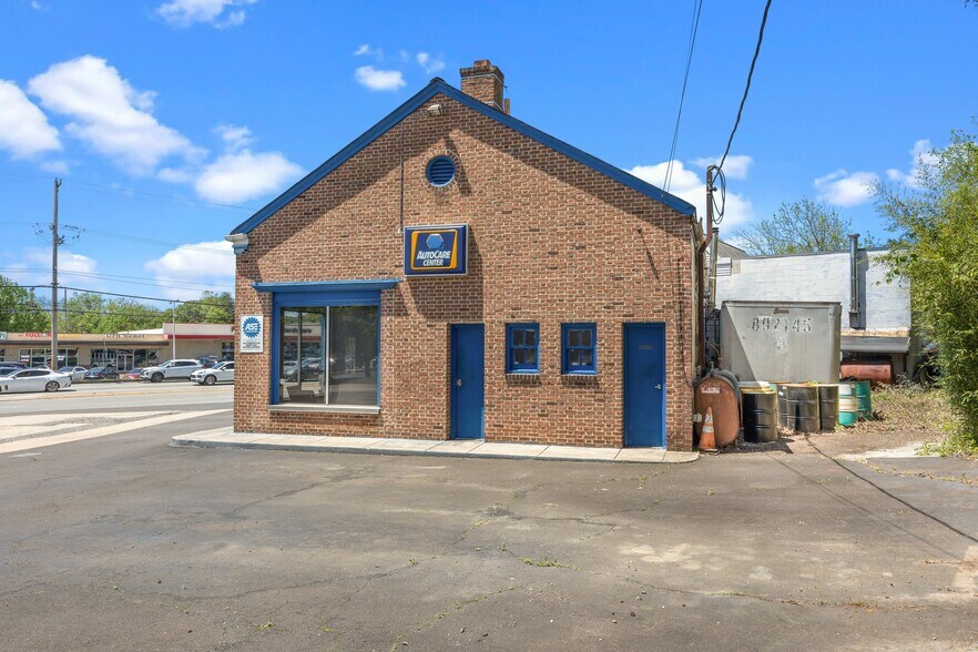 More Photos Of 2304 Huntingdon Pike, Huntingdon Valley Auto Repair For Sale