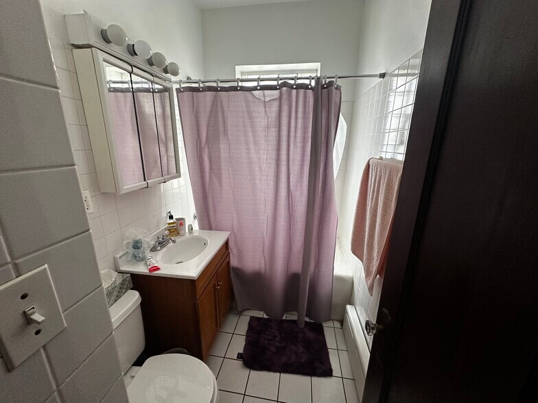 More Photos Of 3100 N LeClaire Ave, Chicago Apartments For Sale