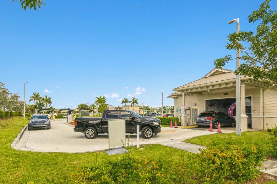 More Photos Of 15389 Southern Blvd, Loxahatchee Carwash For Sale