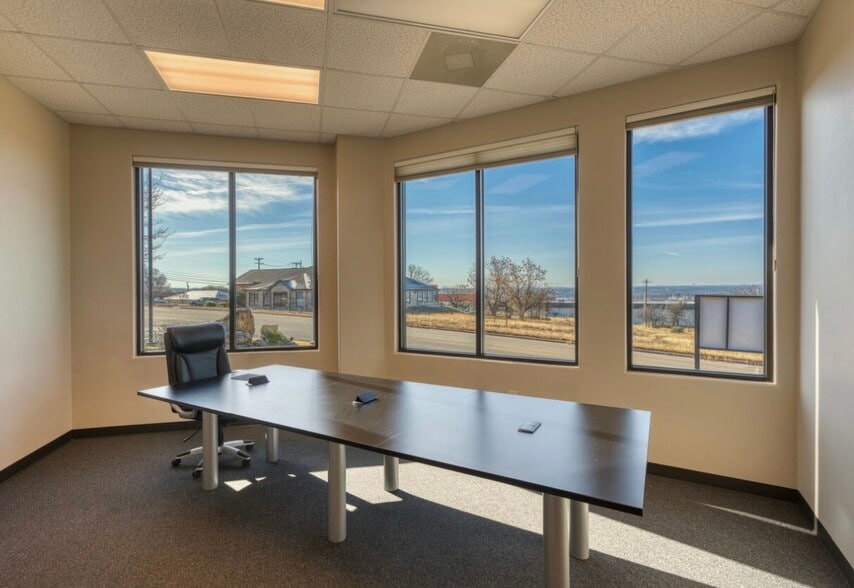 More Photos Of 1002 Marble Heights Dr, Marble Falls Medical For Lease