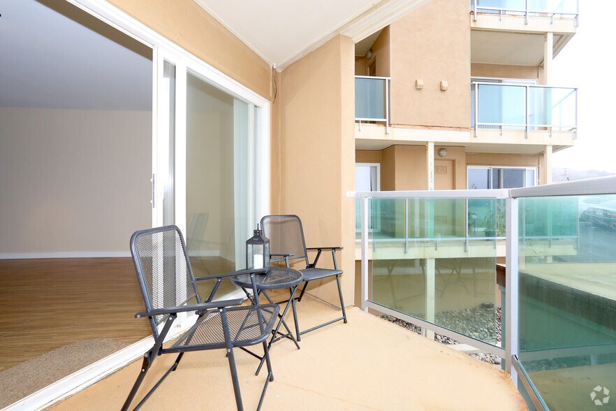 Primary Photo Of 380 Esplanade Ave, Pacifica Apartments For Sale