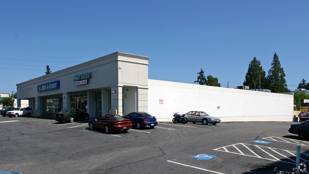 More Photos Of 3320-3324 Wheaton Way, Bremerton General Retail For Lease