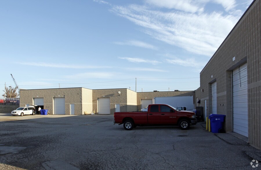 More Photos Of 4361 Harvester Rd, Burlington Flex For Lease