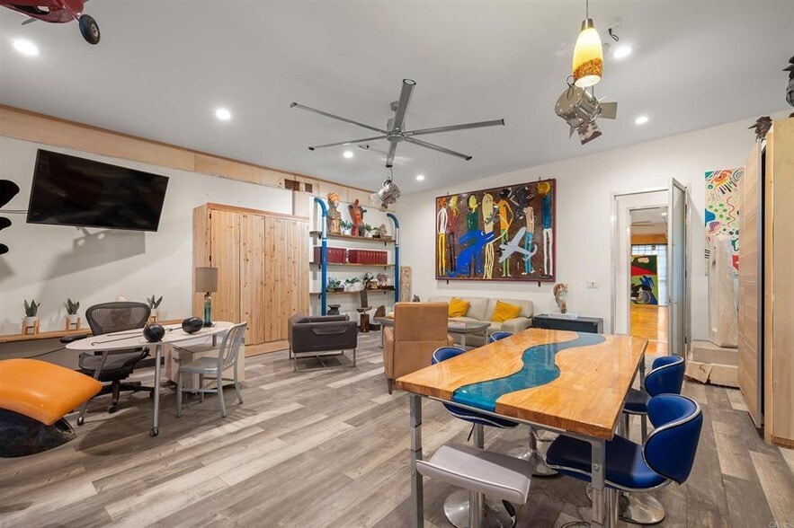 More Photos Of 5527 El Cajon Blvd, San Diego Storefront For Sale