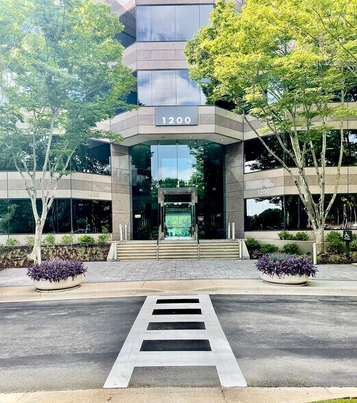 More Photos Of 1200 Corporate Dr, Hoover Office For Lease