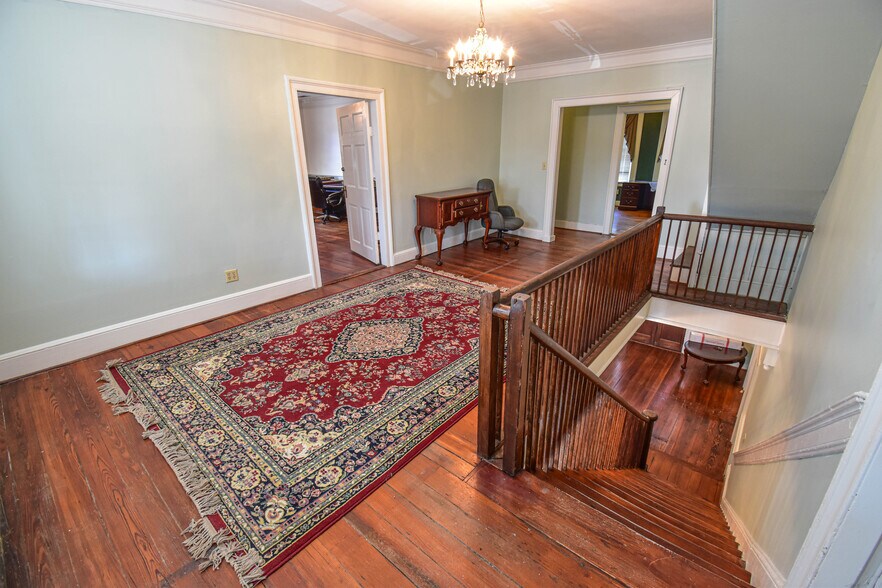 More Photos Of 2606 8th St, Tuscaloosa Office For Sale