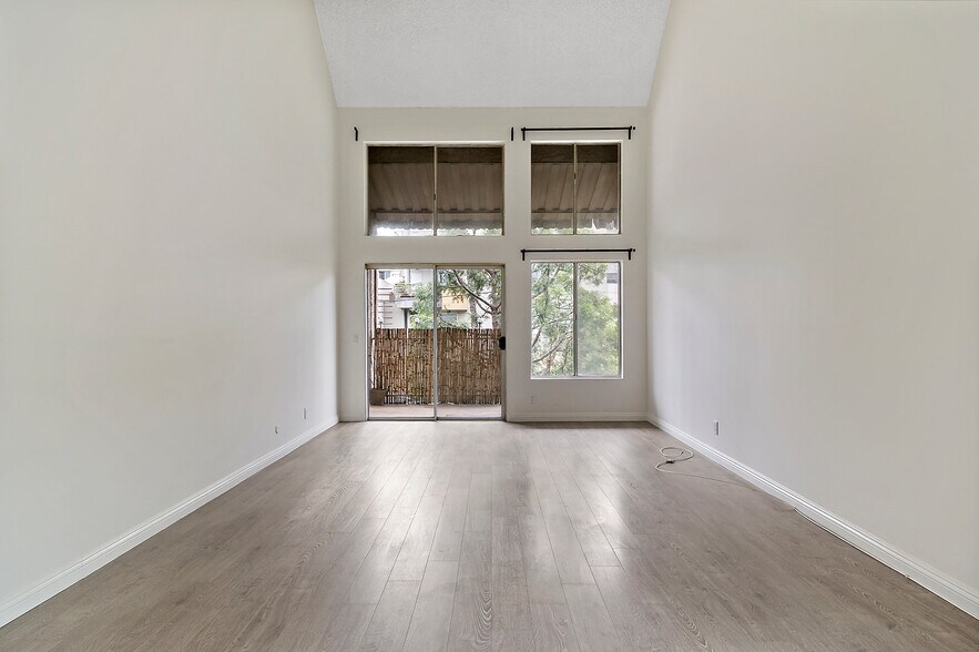 More Photos Of 4173 Fair Ave, Studio City Apartments For Sale