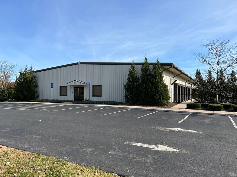 More Photos Of 38 Kripes Rd, East Granby Truck Terminal For Lease