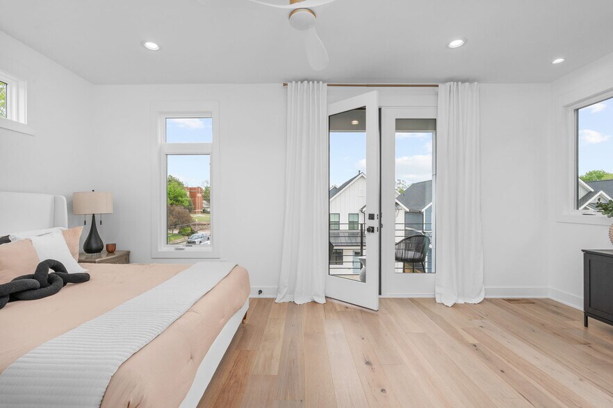 More Photos Of 209-229 Woodsborough Pl, Raleigh Apartments For Sale