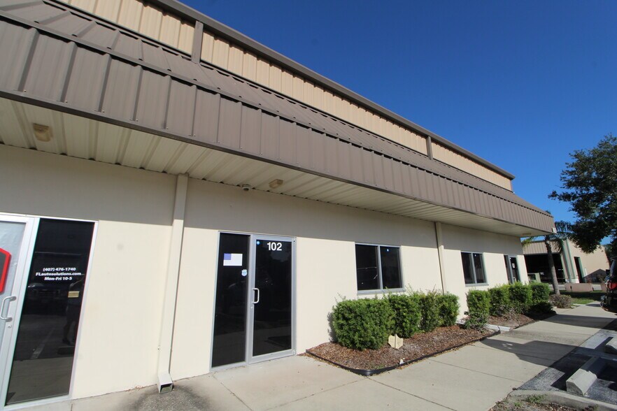 Primary Photo Of 3230 E 59th Dr, Bradenton Distribution For Lease