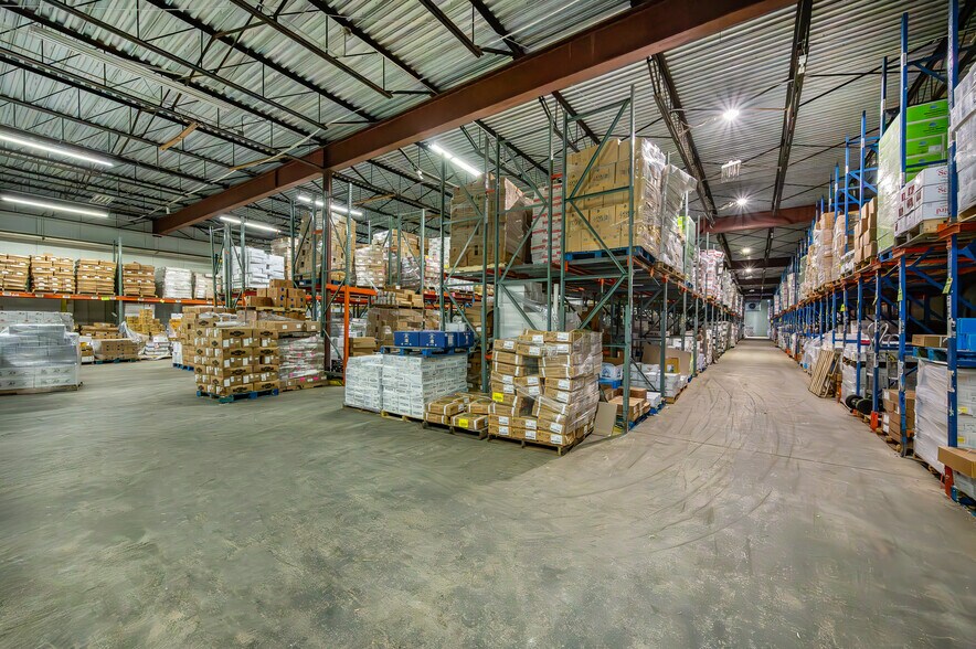 More Photos Of 501 NE 183 St, Miami Refrigeration Cold Storage For Lease