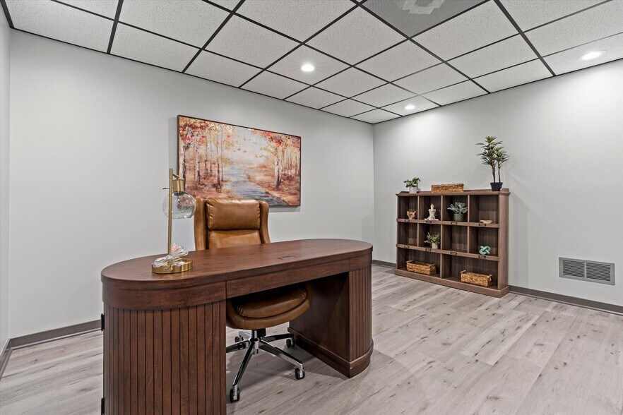 More Photos Of 502 W Markey Rd, Belton Medical For Lease