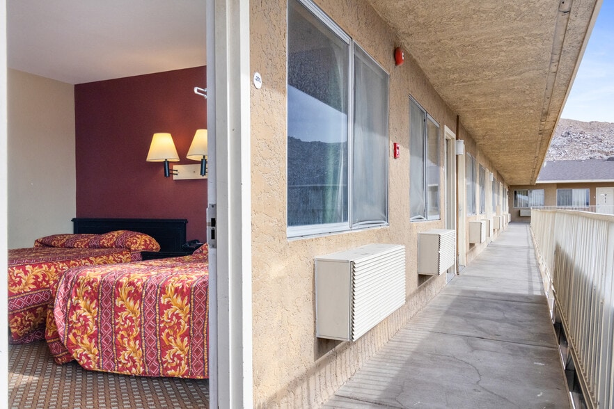 More Photos Of 16901 Stoddard Wells Rd, Victorville Hotel For Sale