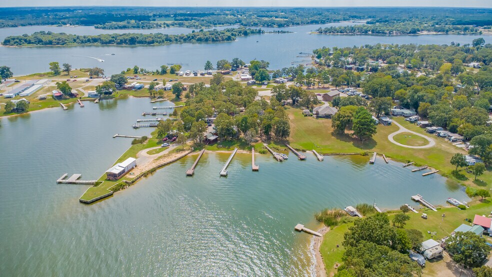 More Photos Of 507 County Road 1550, Alba Multifamily For Sale