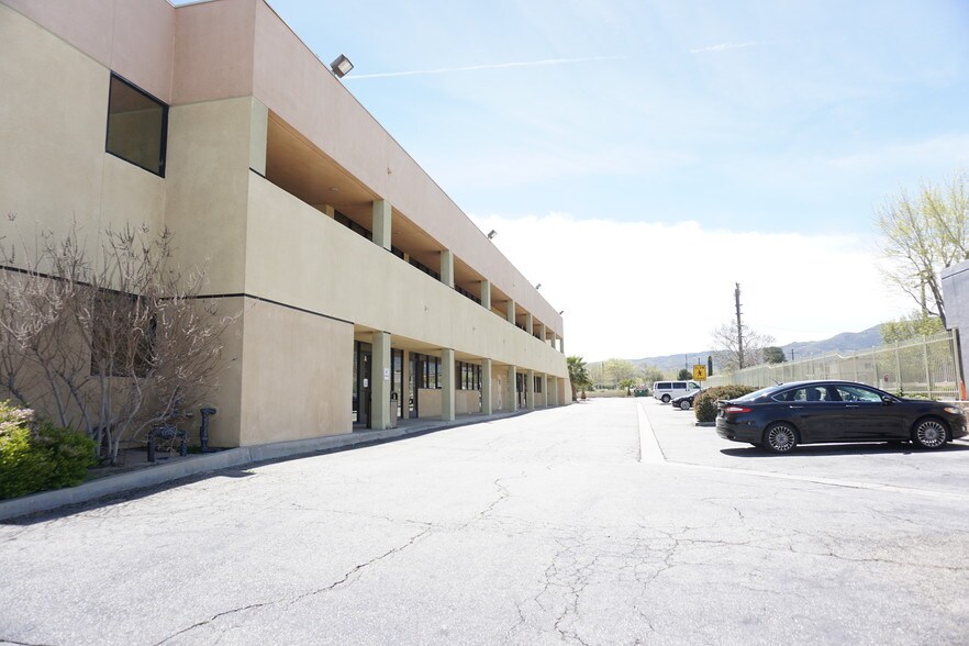 More Photos Of 310 E Palmdale Blvd, Palmdale Medical For Lease
