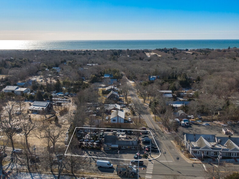 More Photos Of 8 Montauk Hwy, East Hampton Specialty For Lease