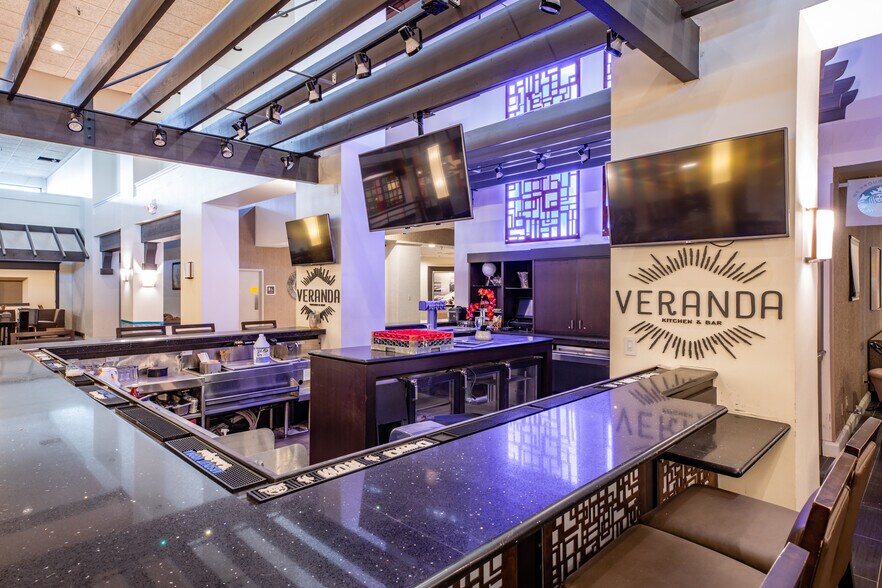 More Photos Of 6780 Southwest Fwy, Houston Multifamily For Sale