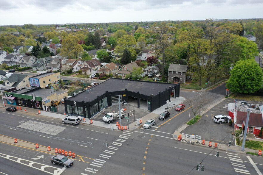 More Photos Of 560 Sunrise Hwy, Baldwin Auto Repair For Lease