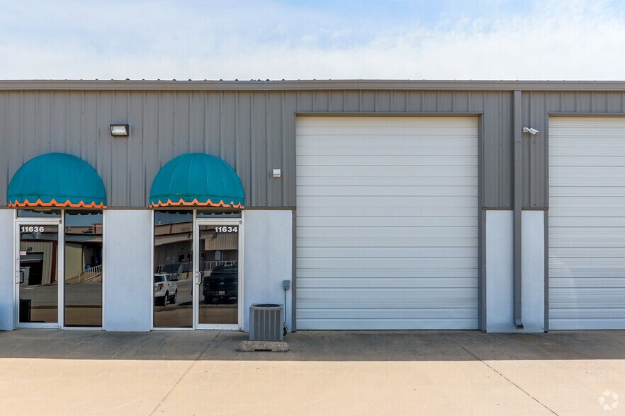 More Photos Of 11626-11686 E 51st St, Tulsa Warehouse For Lease