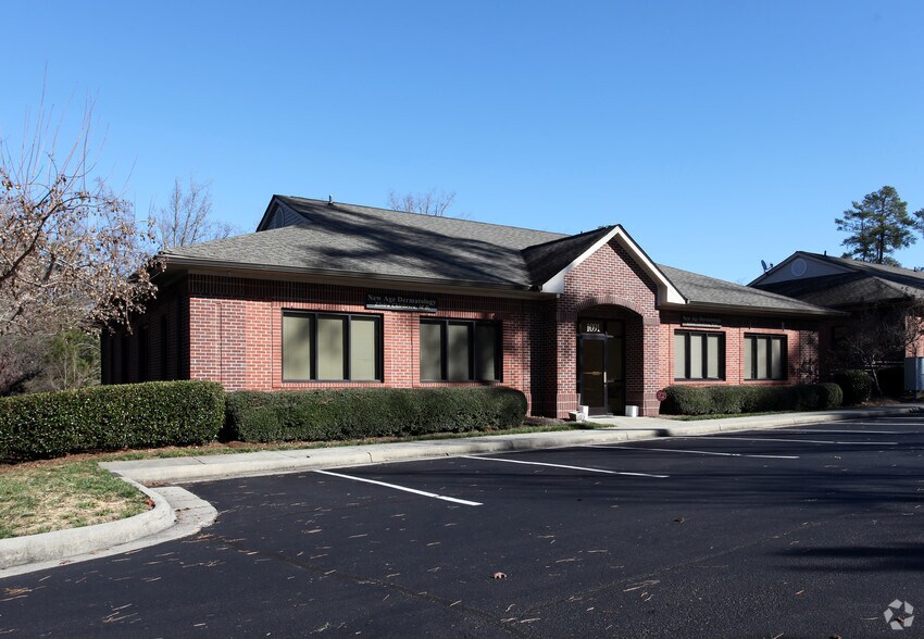 More Photos Of 1091 Pemberton Hill Rd, Apex Medical For Lease