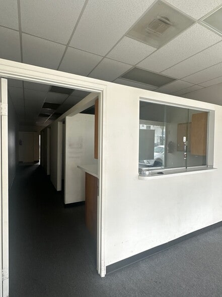 More Photos Of 127 E Garvey Ave, Monterey Park Storefront Retail Office For Lease