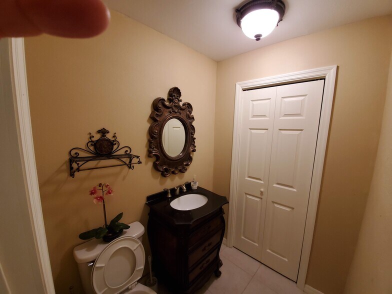 More Photos Of 10418 Bloomingdale Ave, Riverview Office Residential For Sale